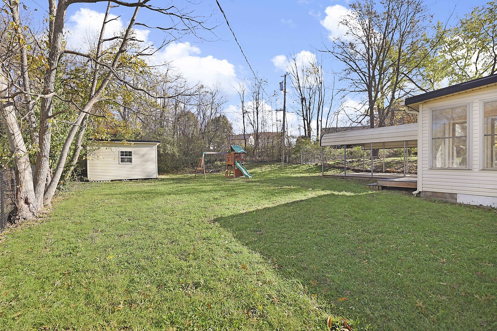 704 Hayes St