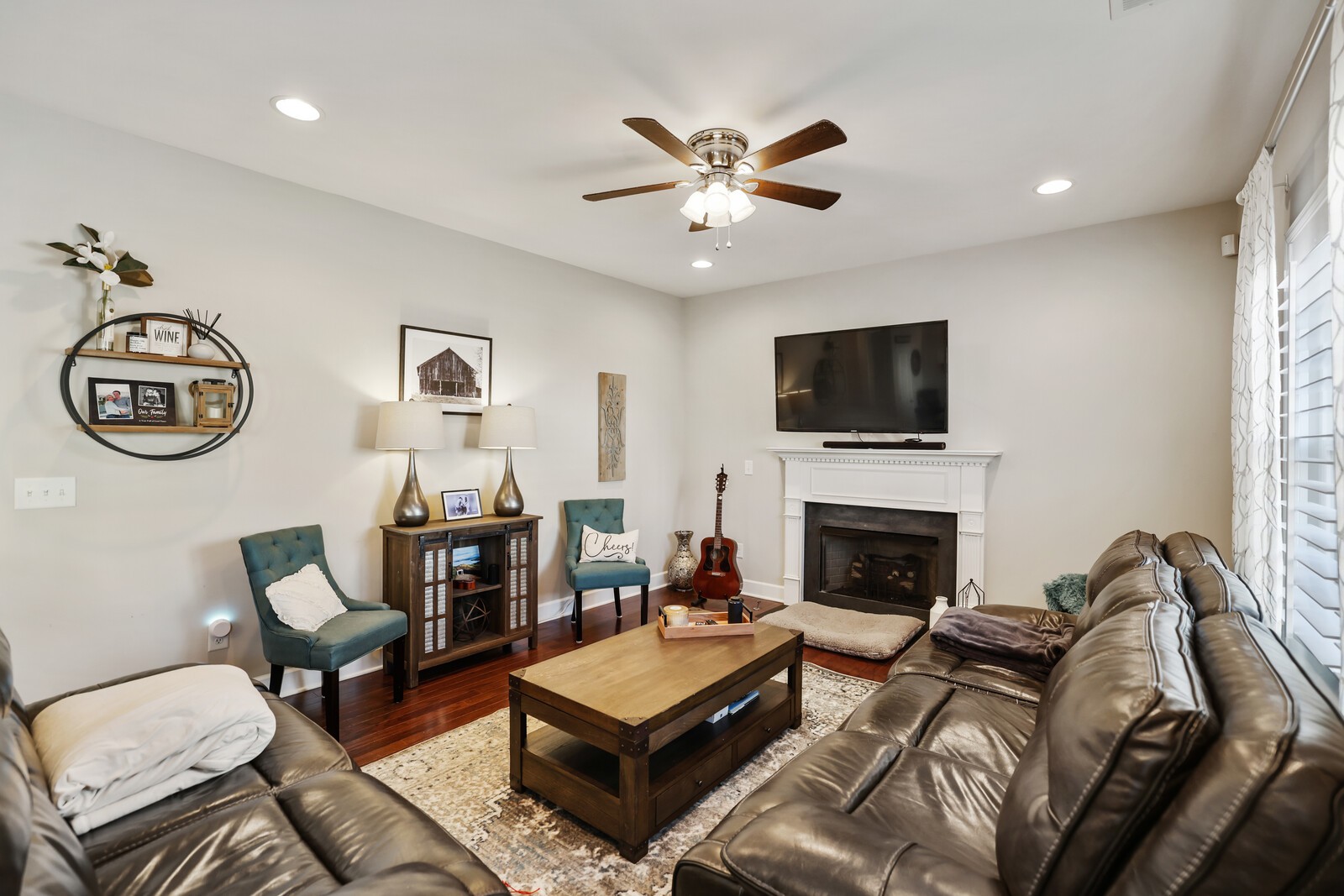 429 Chinook Dr