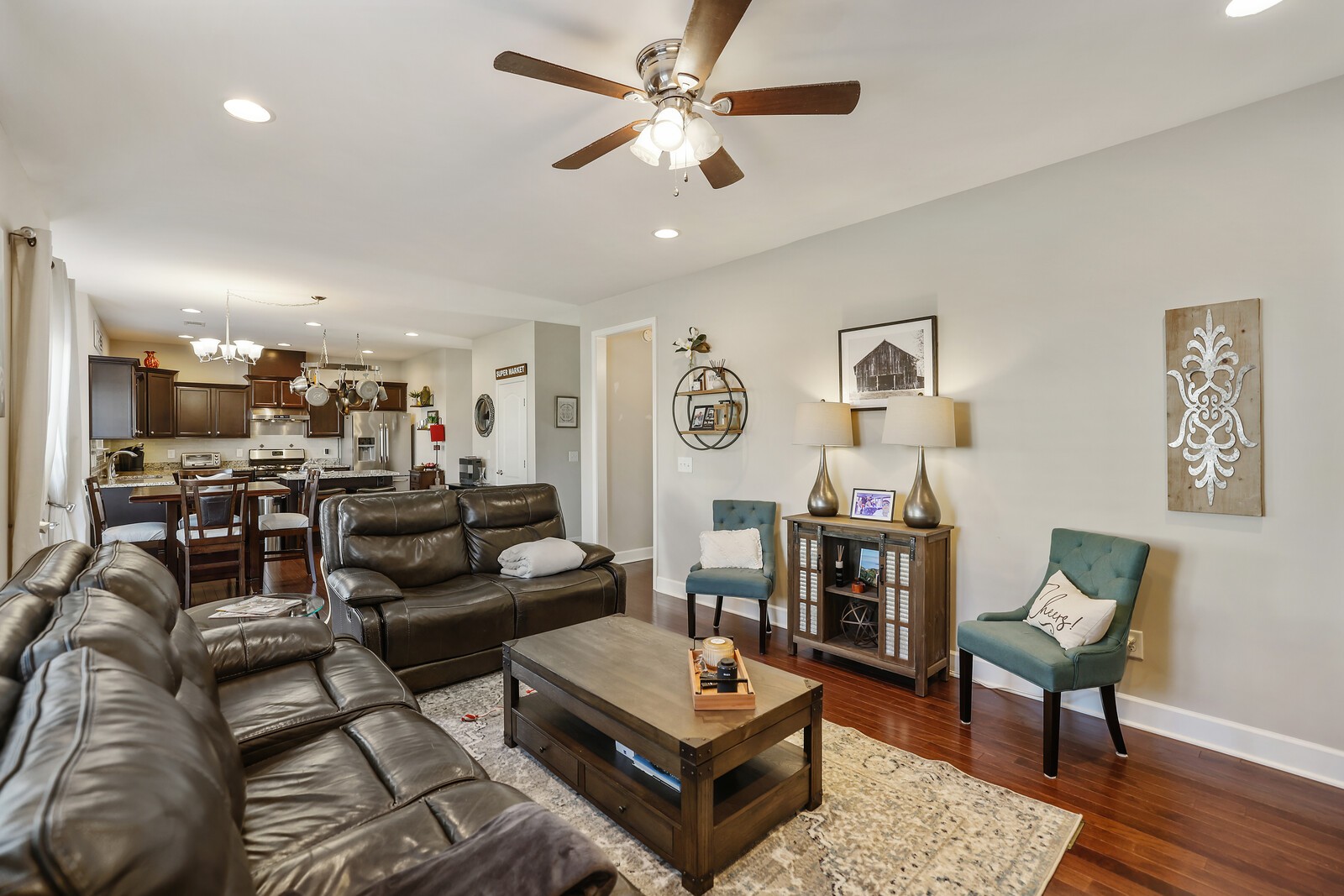429 Chinook Dr