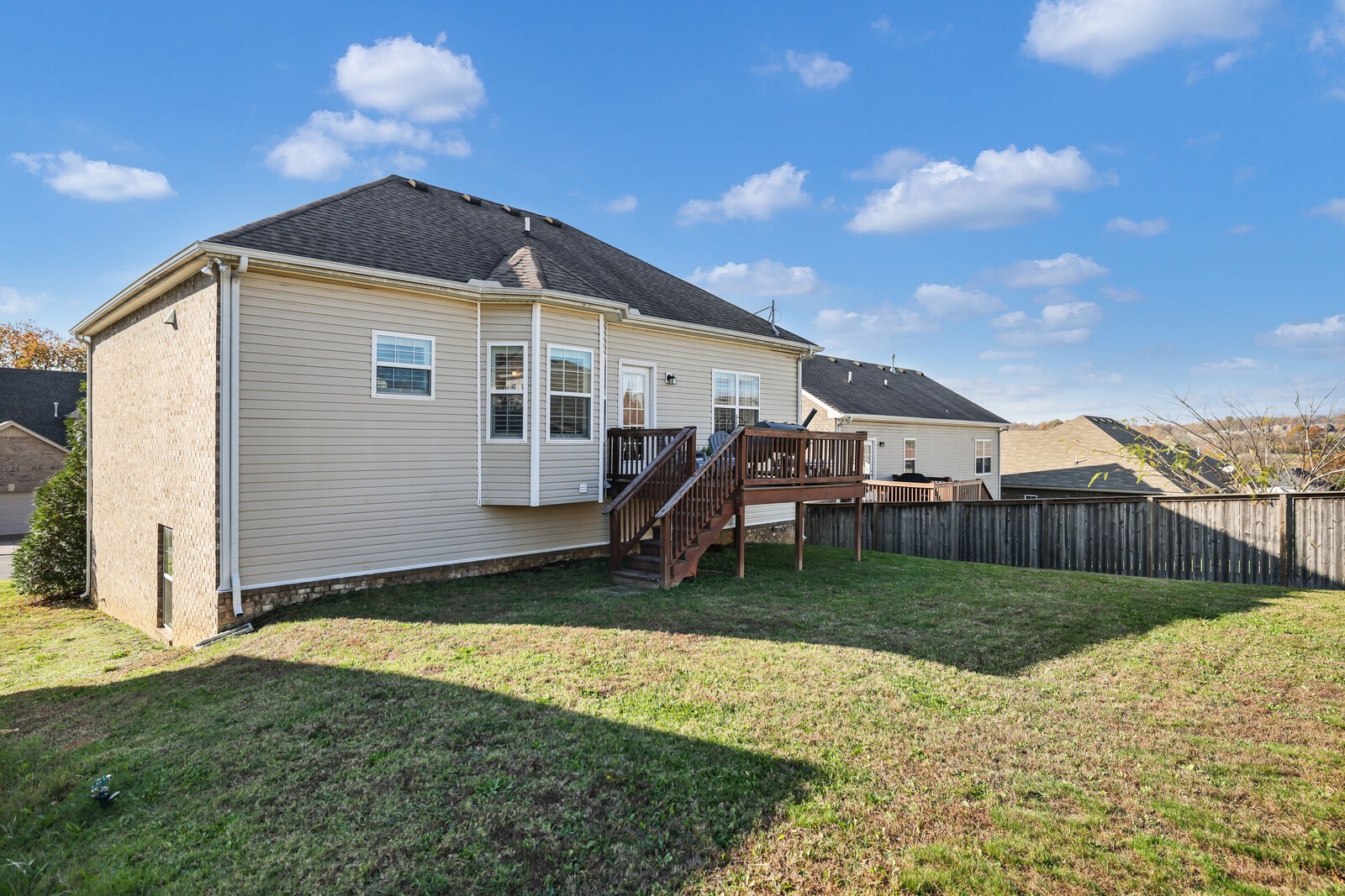 429 Chinook Dr