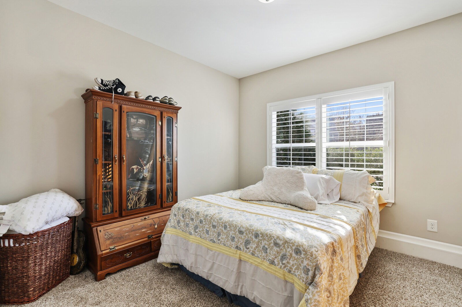 429 Chinook Dr