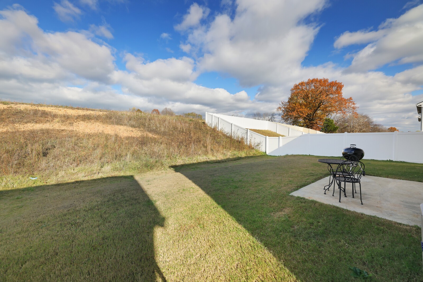 2344 Brokeshire Dr