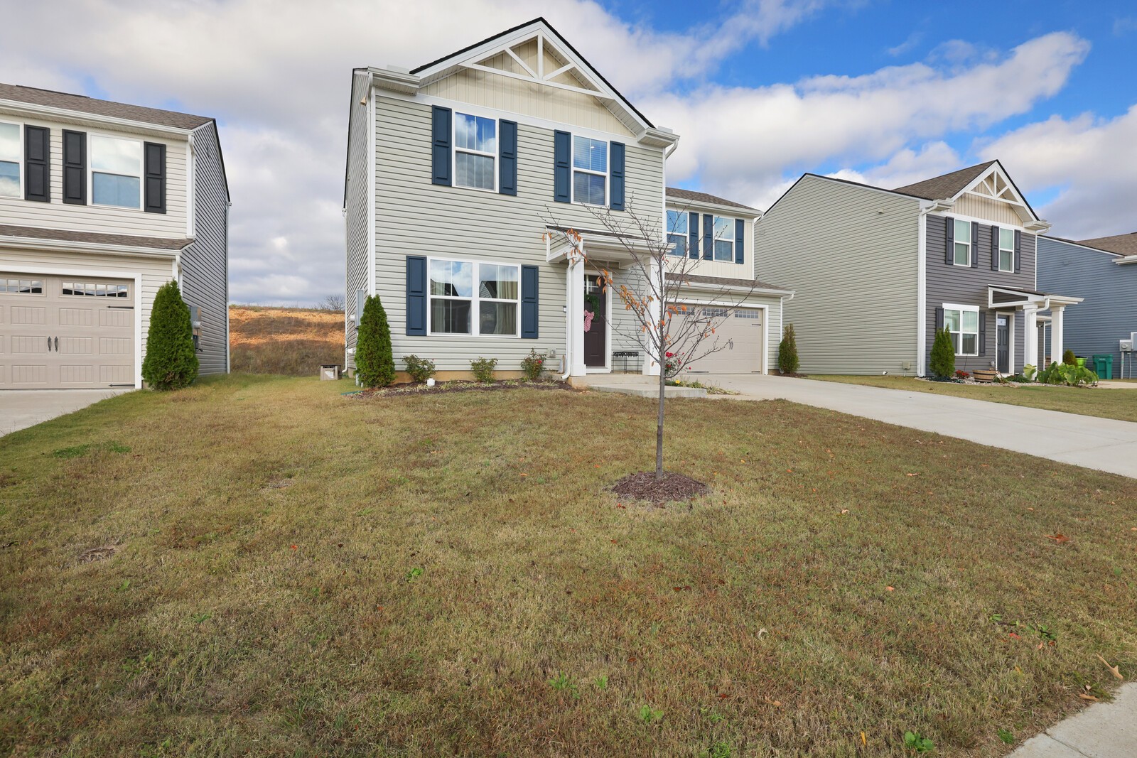 2344 Brokeshire Dr