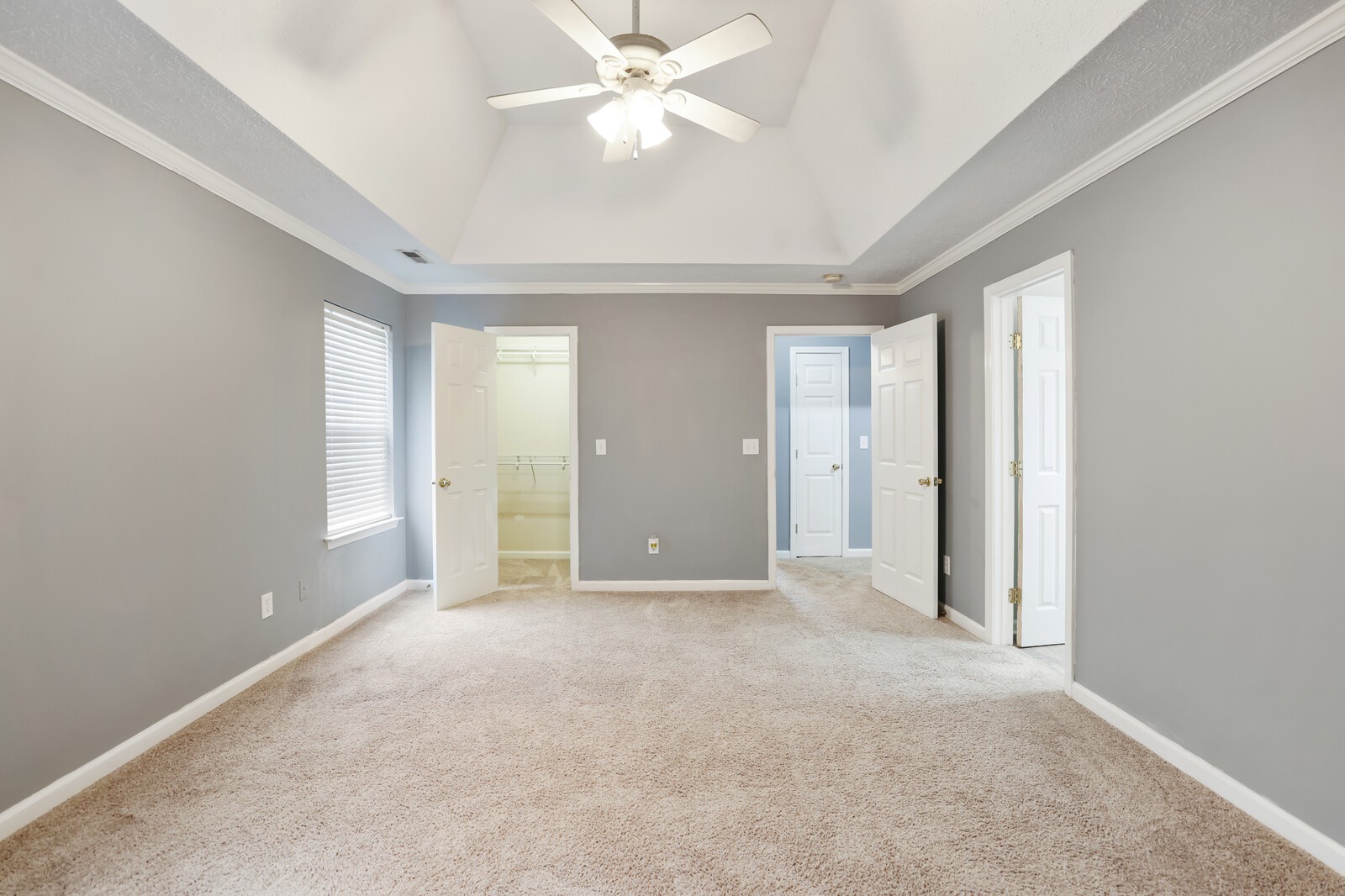 922 Chaparral Dr