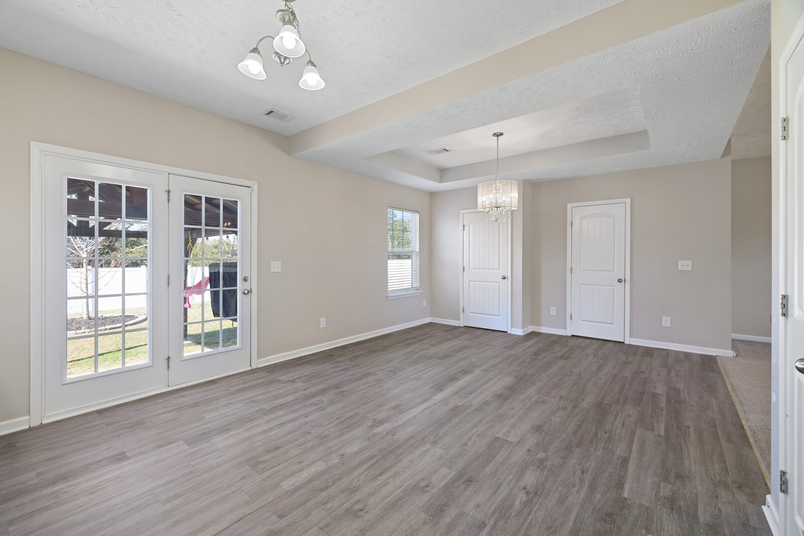 207 Earline Jones Dr