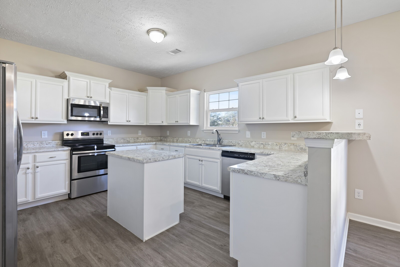 207 Earline Jones Dr