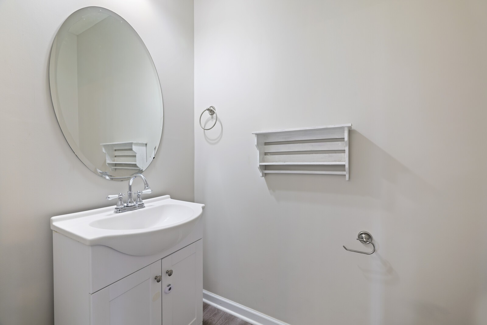 207 Earline Jones Dr