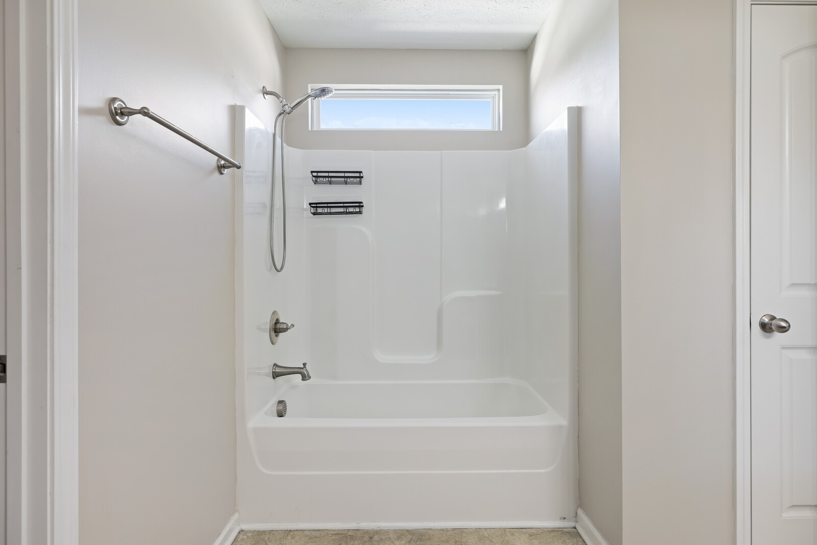 207 Earline Jones Dr