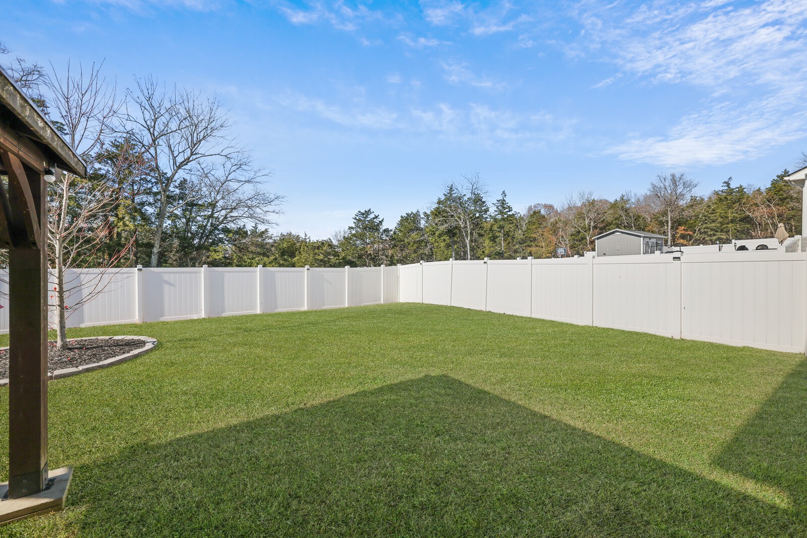 207 Earline Jones Dr