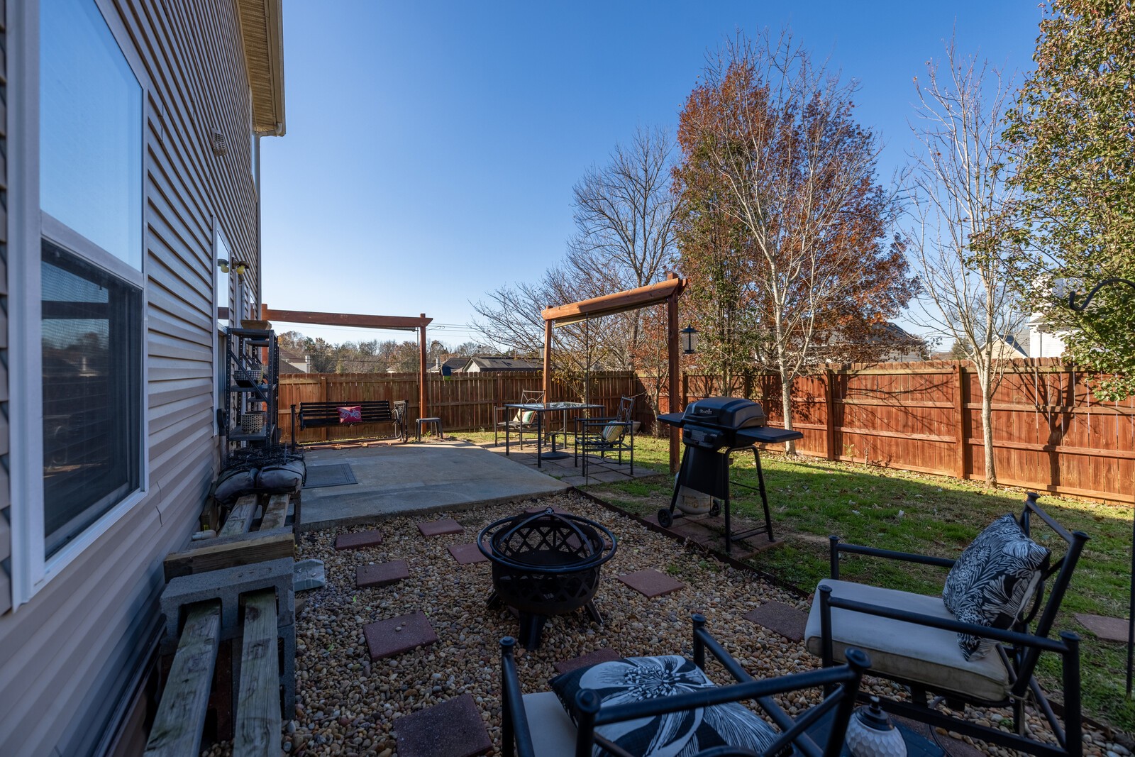 1315 Bundy Dr
