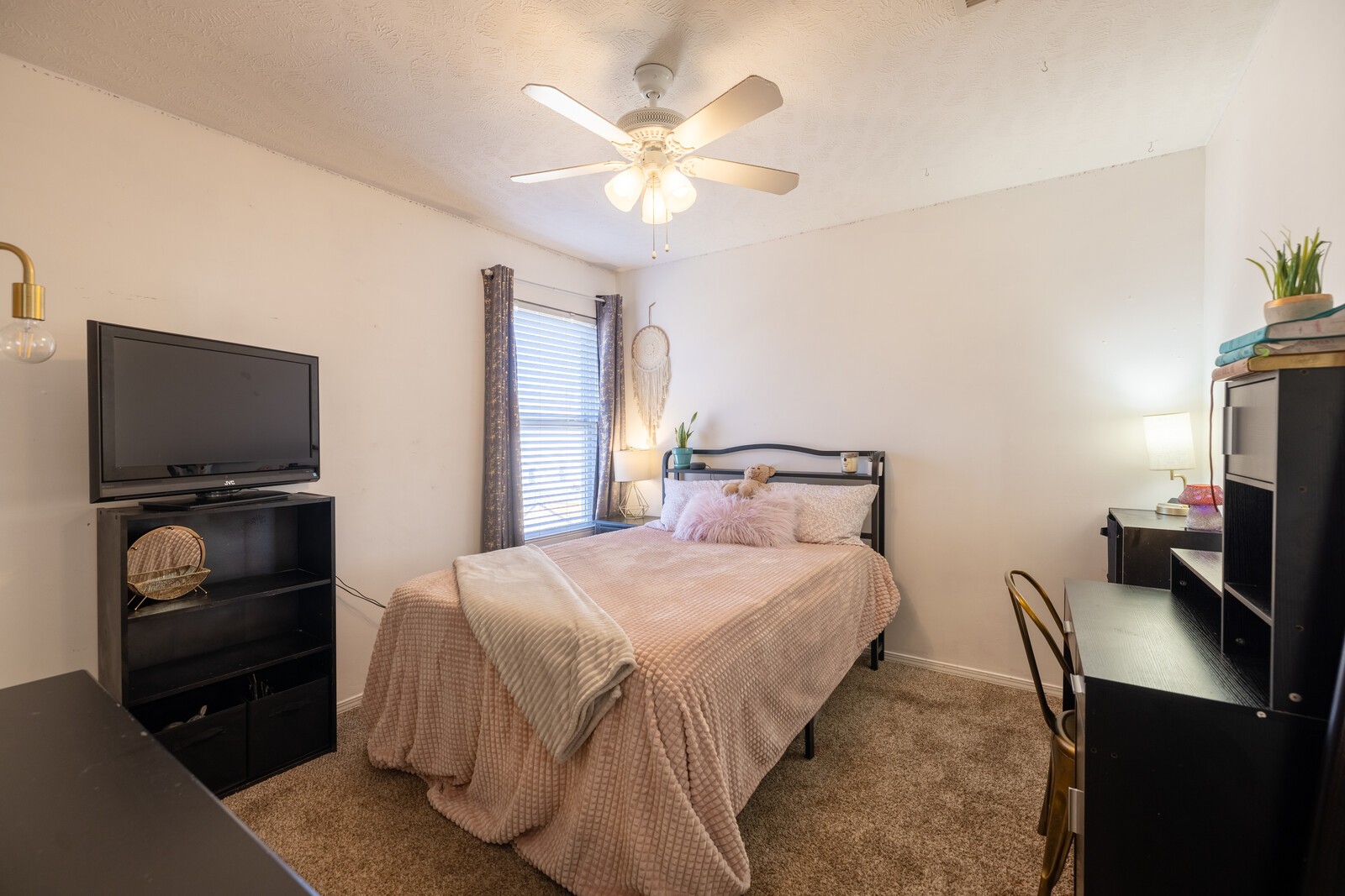 1315 Bundy Dr