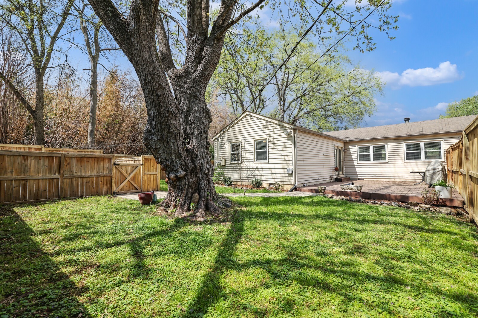 3417 Pleasant Valley Rd