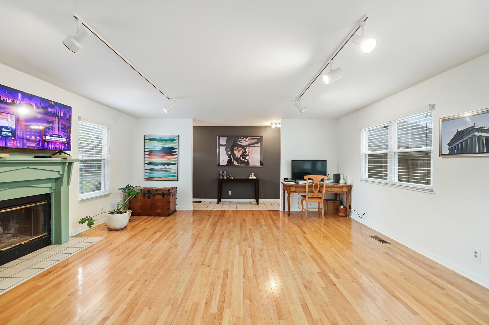 3417 Pleasant Valley Rd