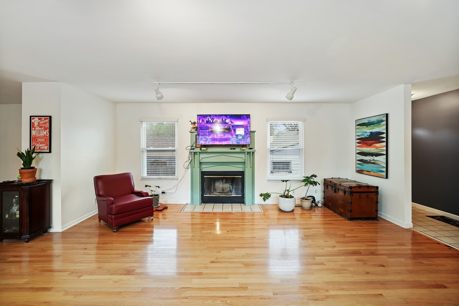 3417 Pleasant Valley Rd
