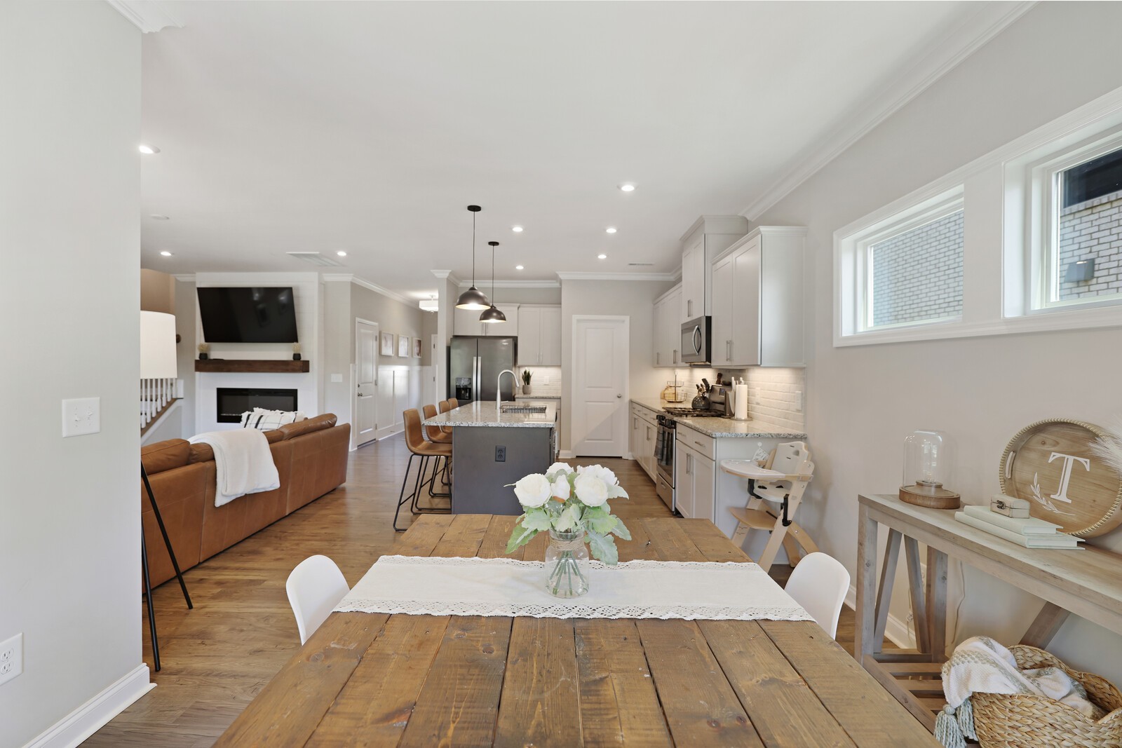 205 Woodhall Ct
