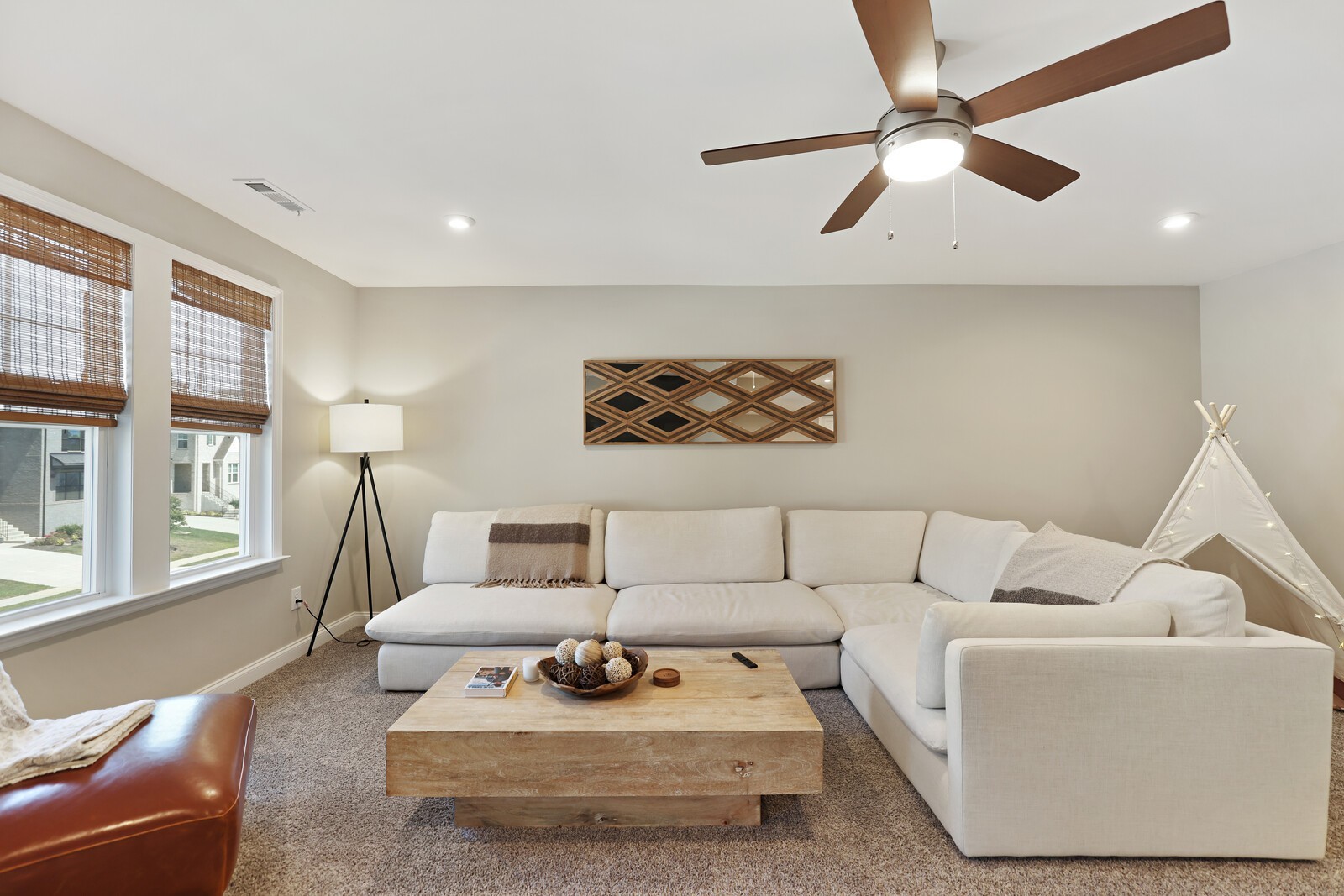 205 Woodhall Ct
