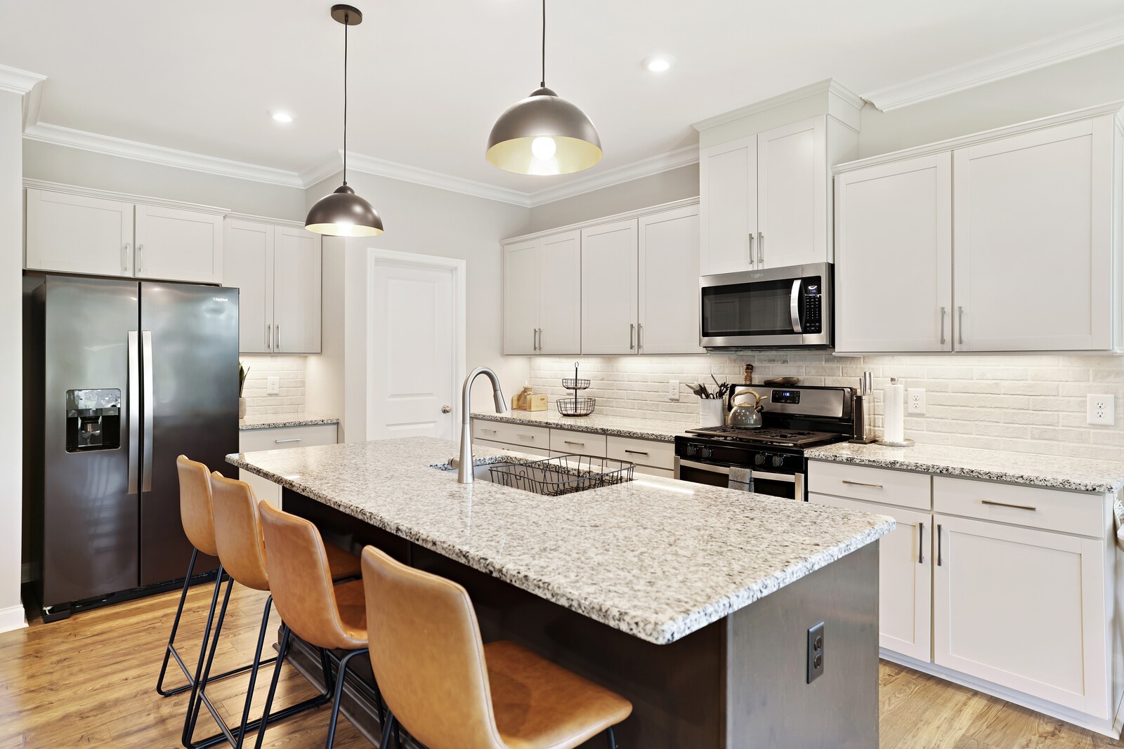 205 Woodhall Ct