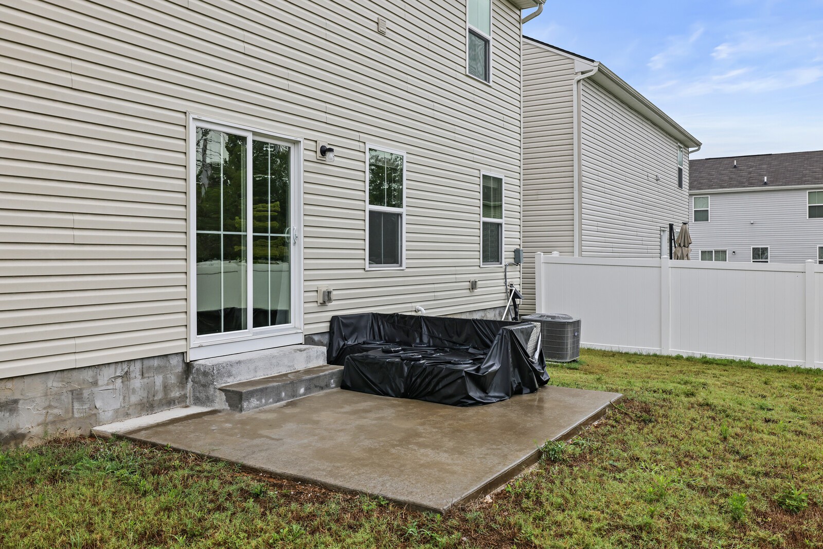 2709 Huntmere Ln