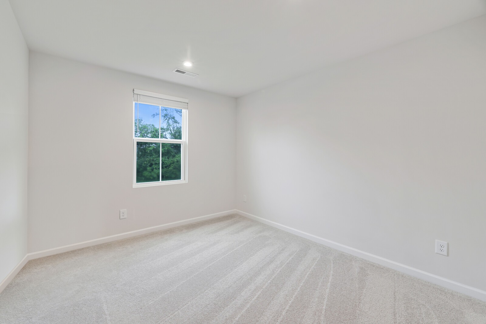 2709 Huntmere Ln