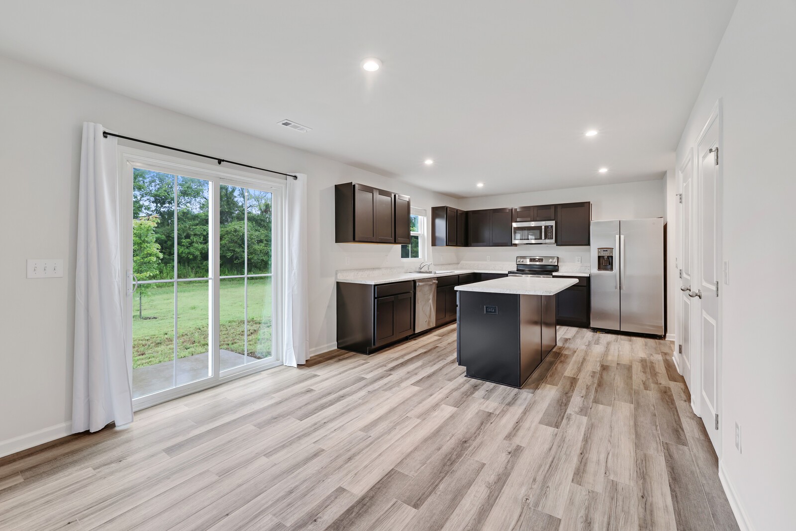 2709 Huntmere Ln
