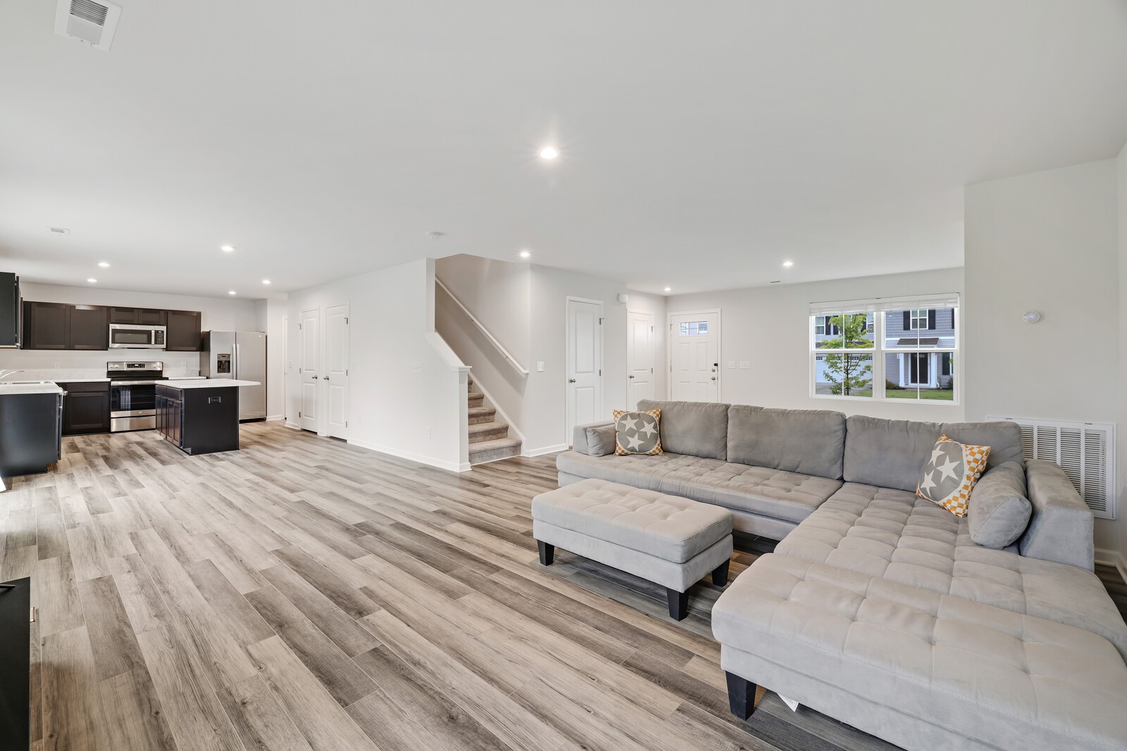 2709 Huntmere Ln