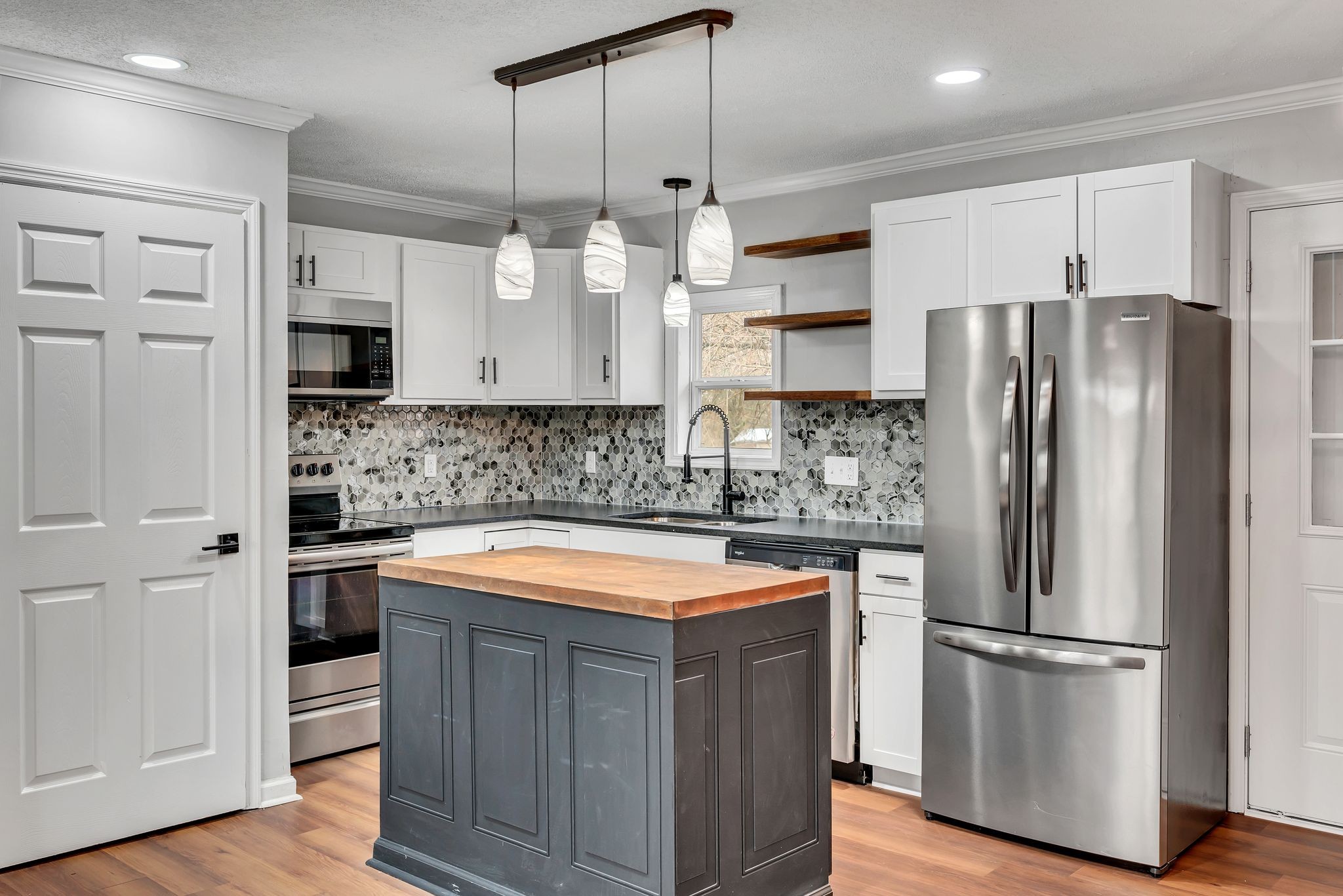 3047 Richmond Hill Dr