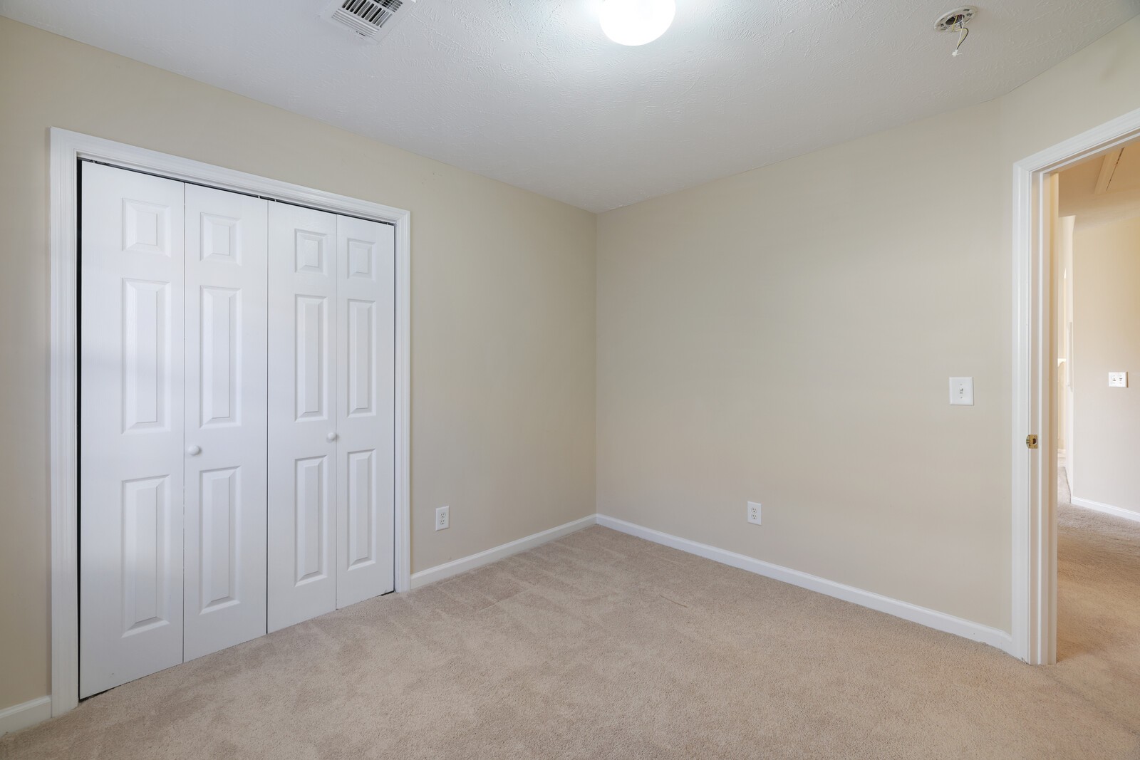 1924 Port James Cir