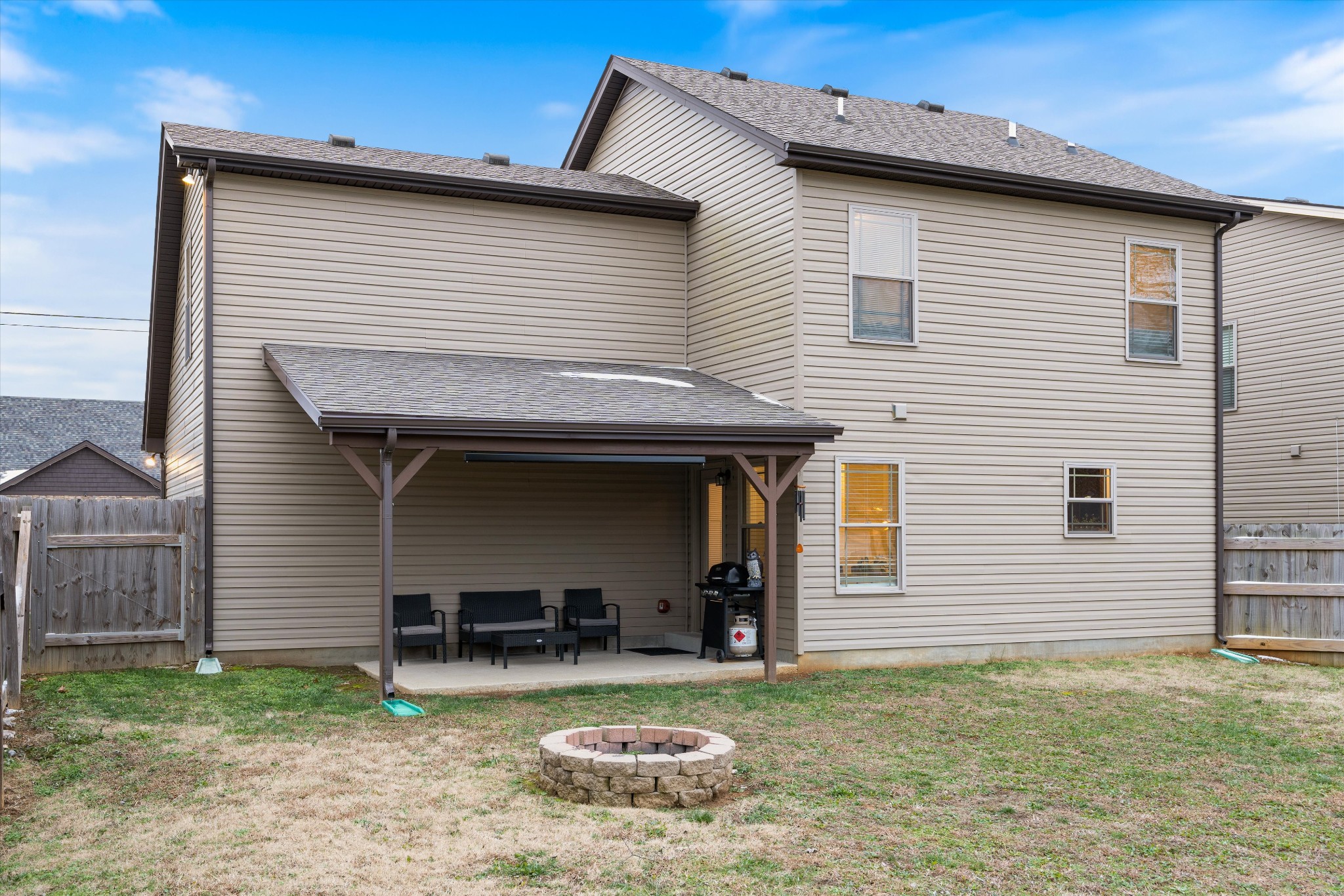 338 Providence Dr
