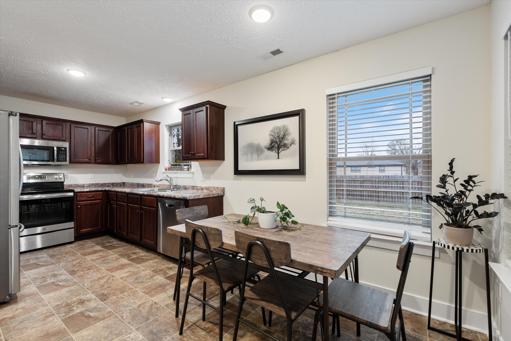 338 Providence Dr