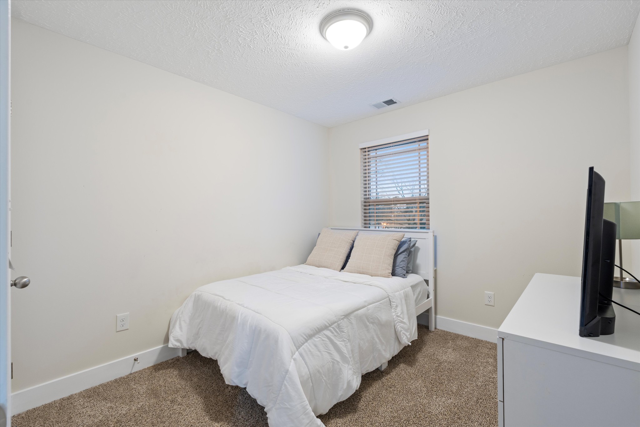 338 Providence Dr