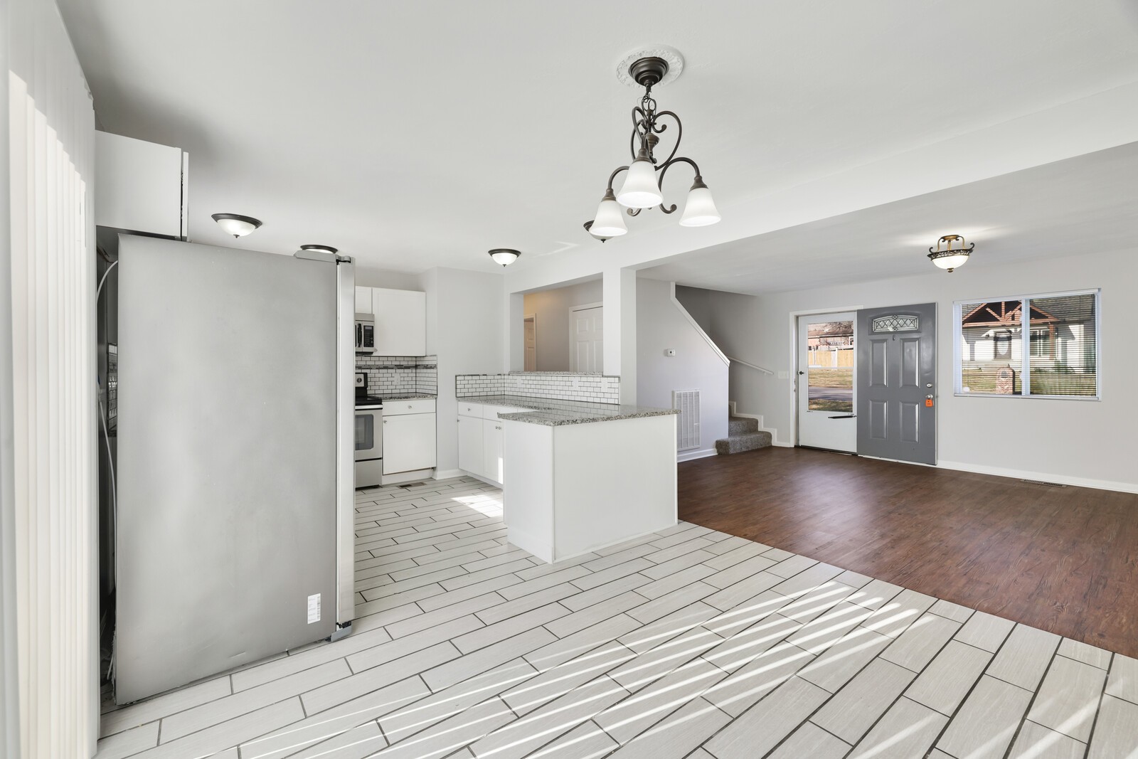 206 Vickie Ct