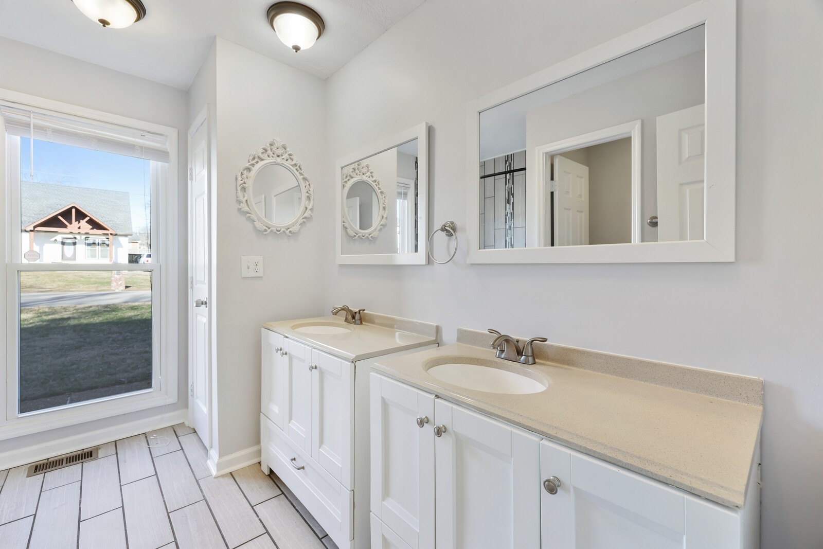 206 Vickie Ct
