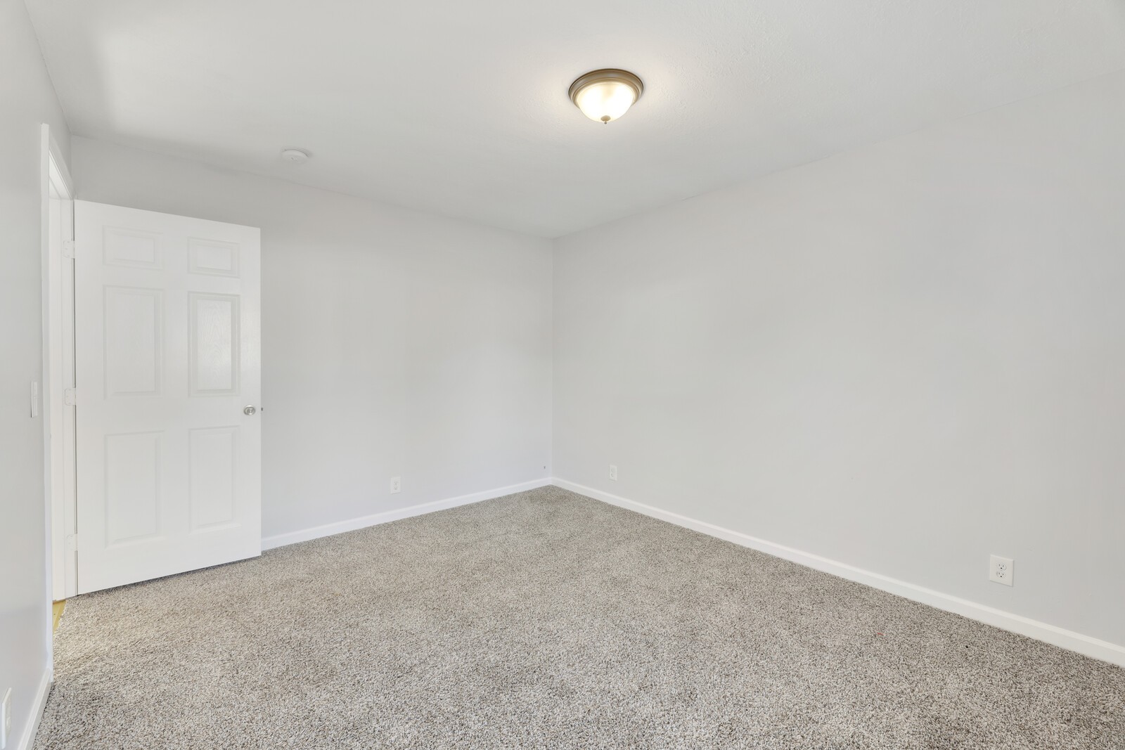 206 Vickie Ct