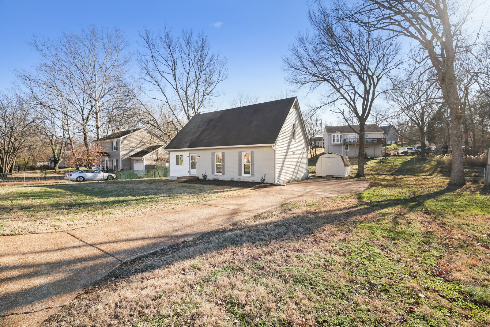 206 Vickie Ct