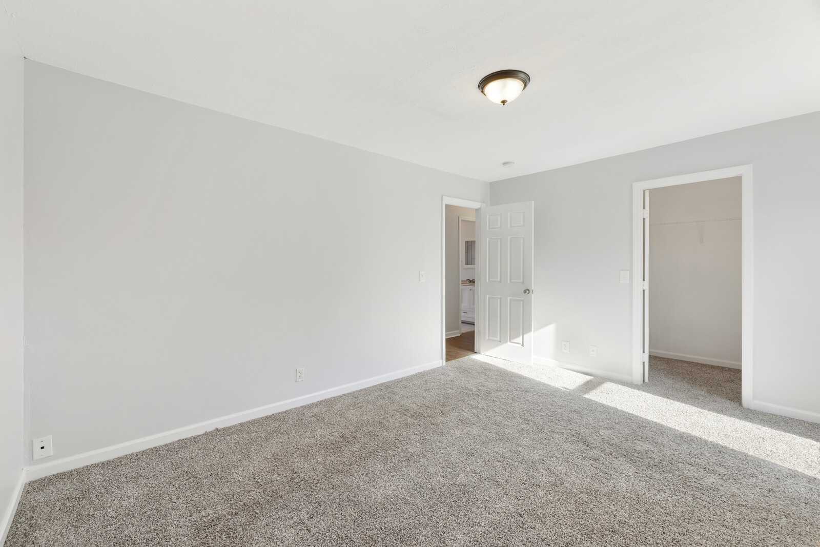 206 Vickie Ct