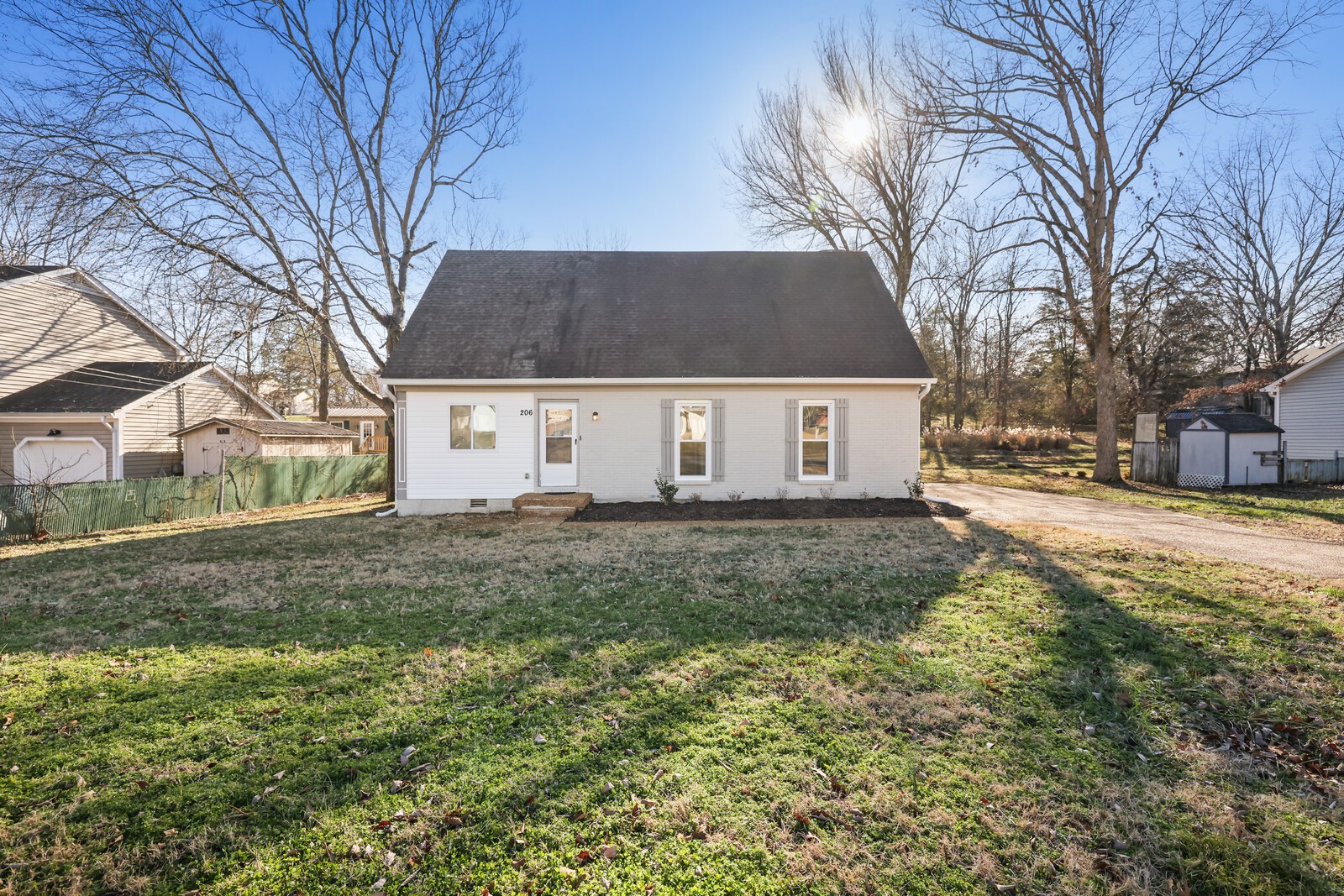 206 Vickie Ct