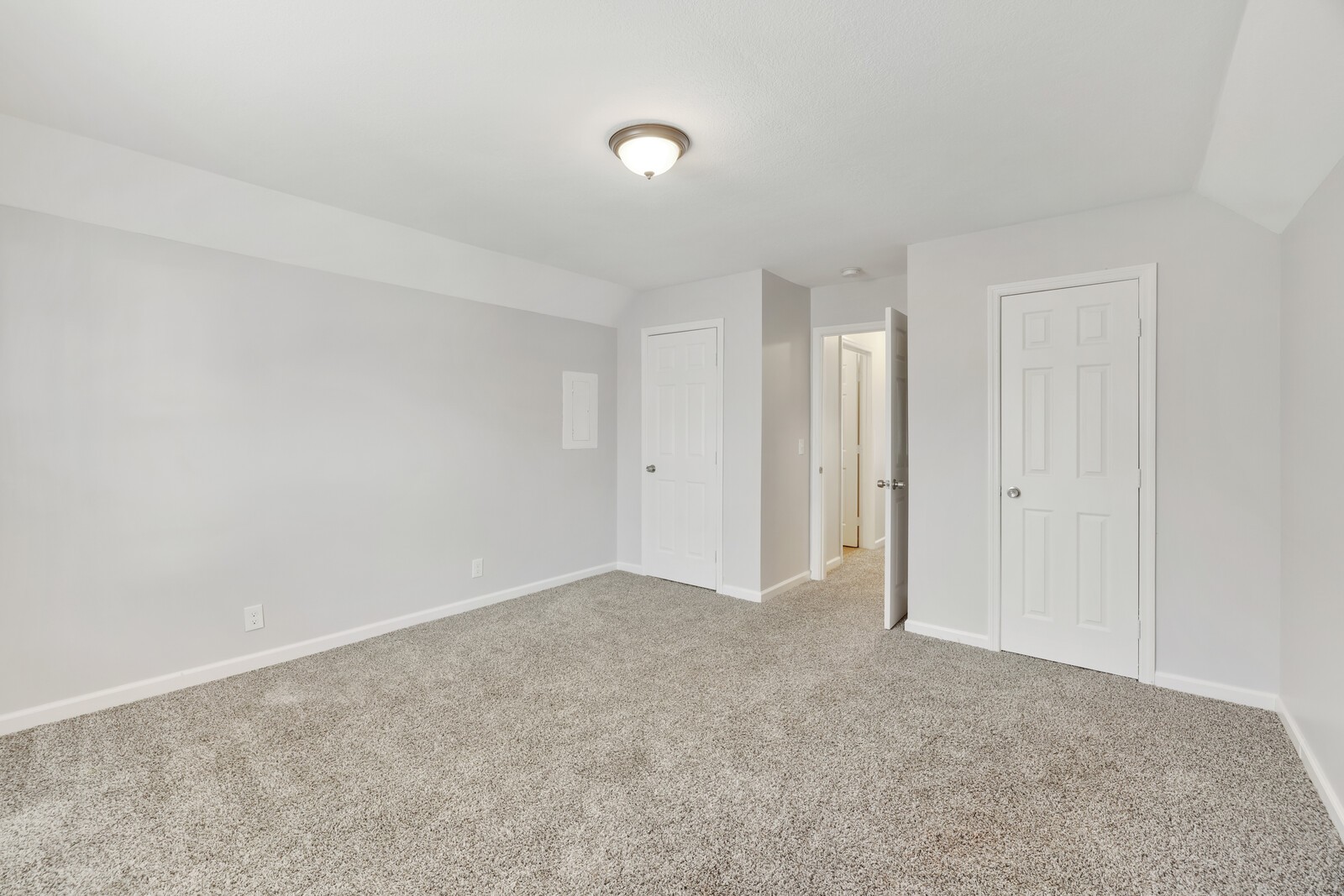 206 Vickie Ct
