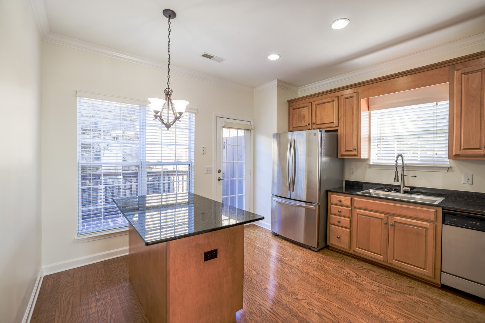 1874 Brentwood Pointe