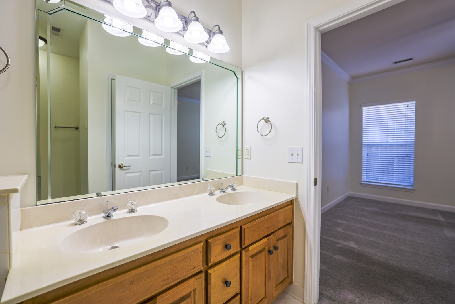 1874 Brentwood Pointe