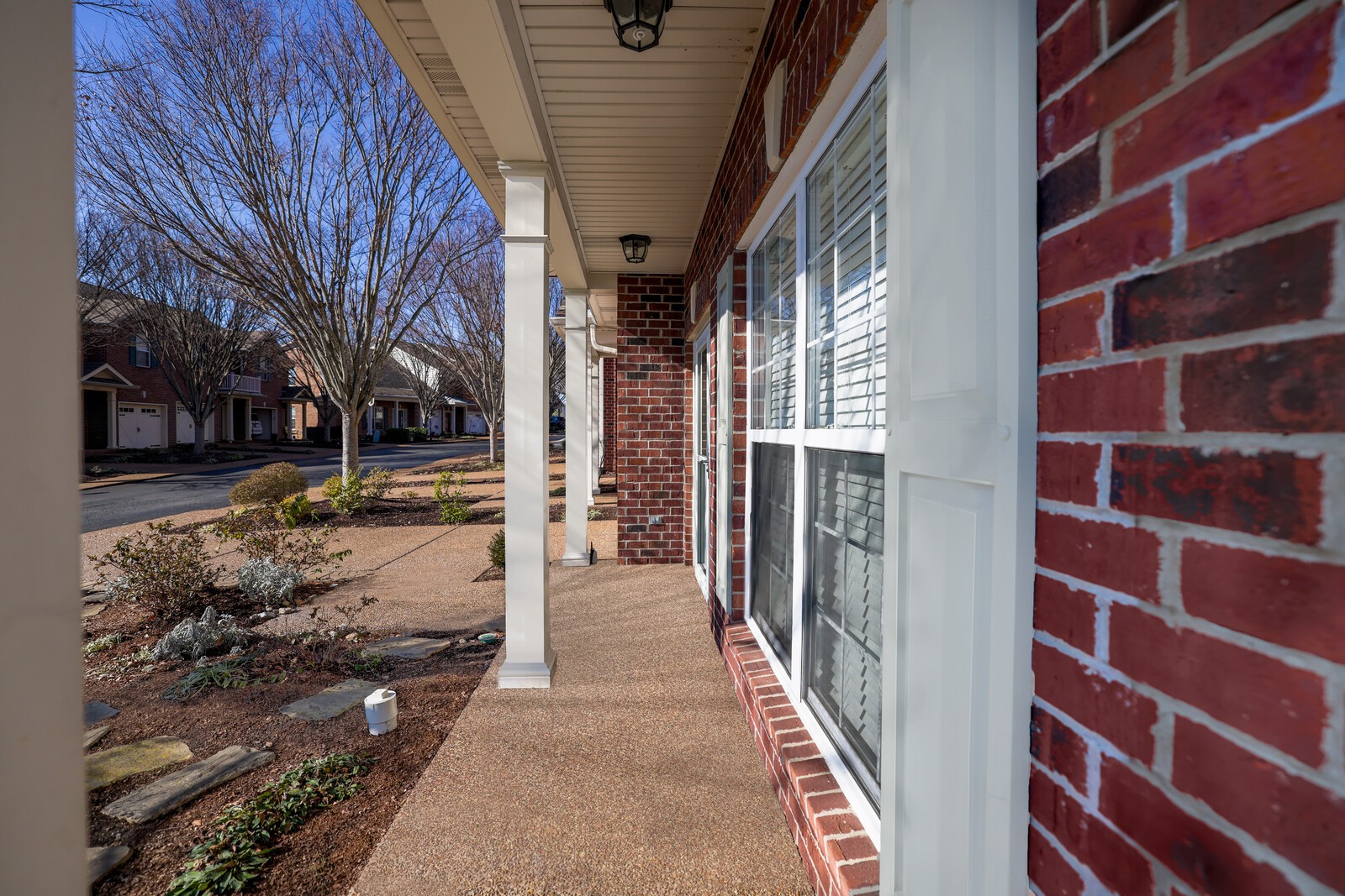 1874 Brentwood Pointe