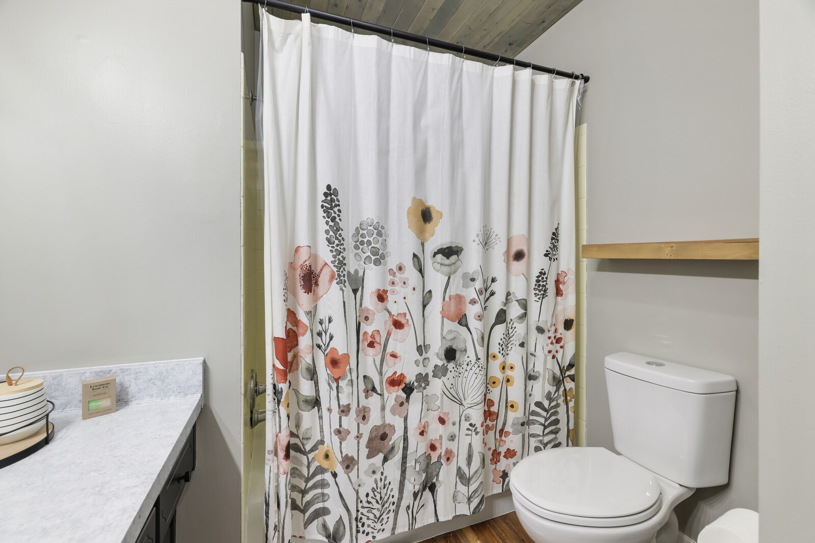 5600 Country Dr Unit: 182