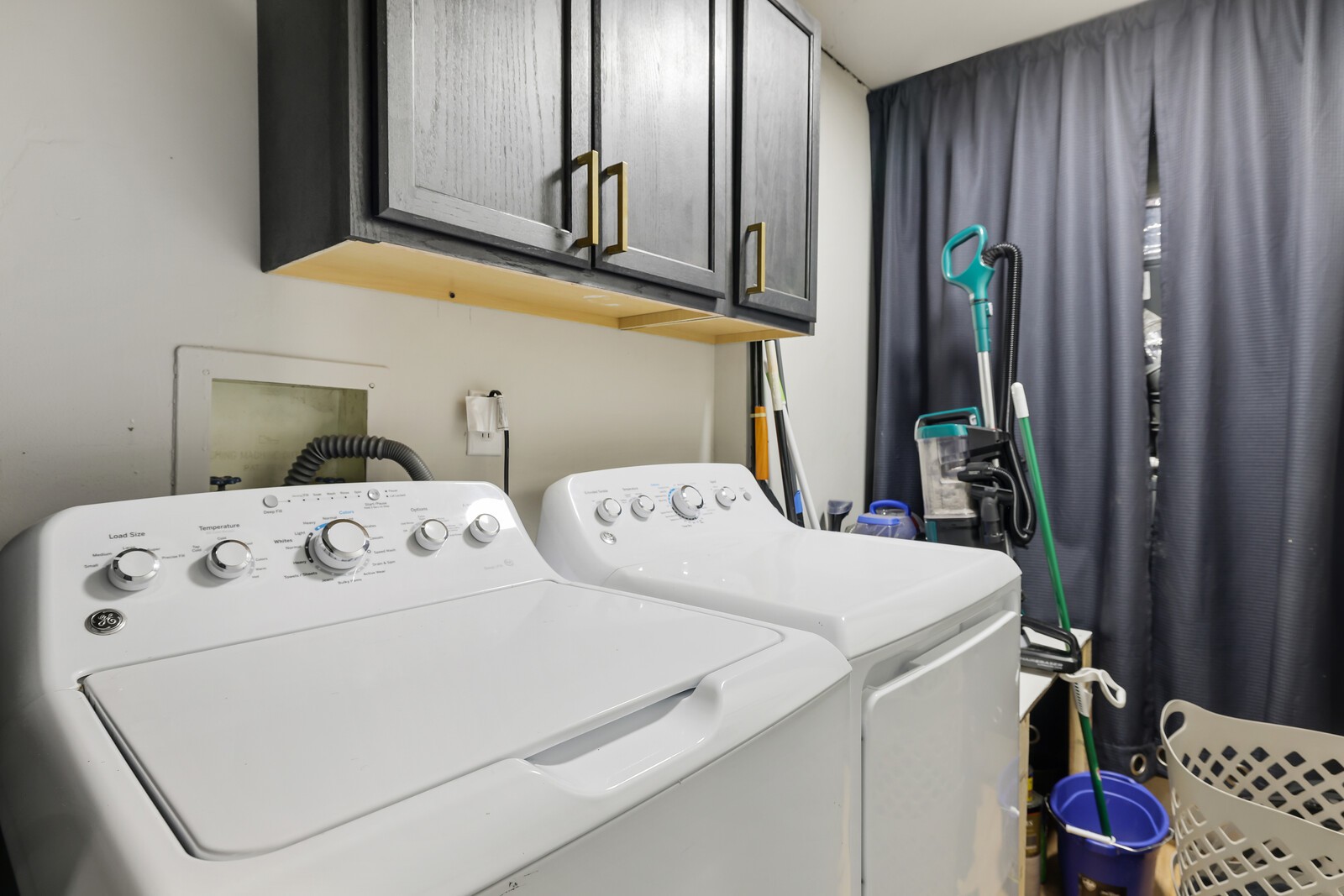 5600 Country Dr Unit: 182