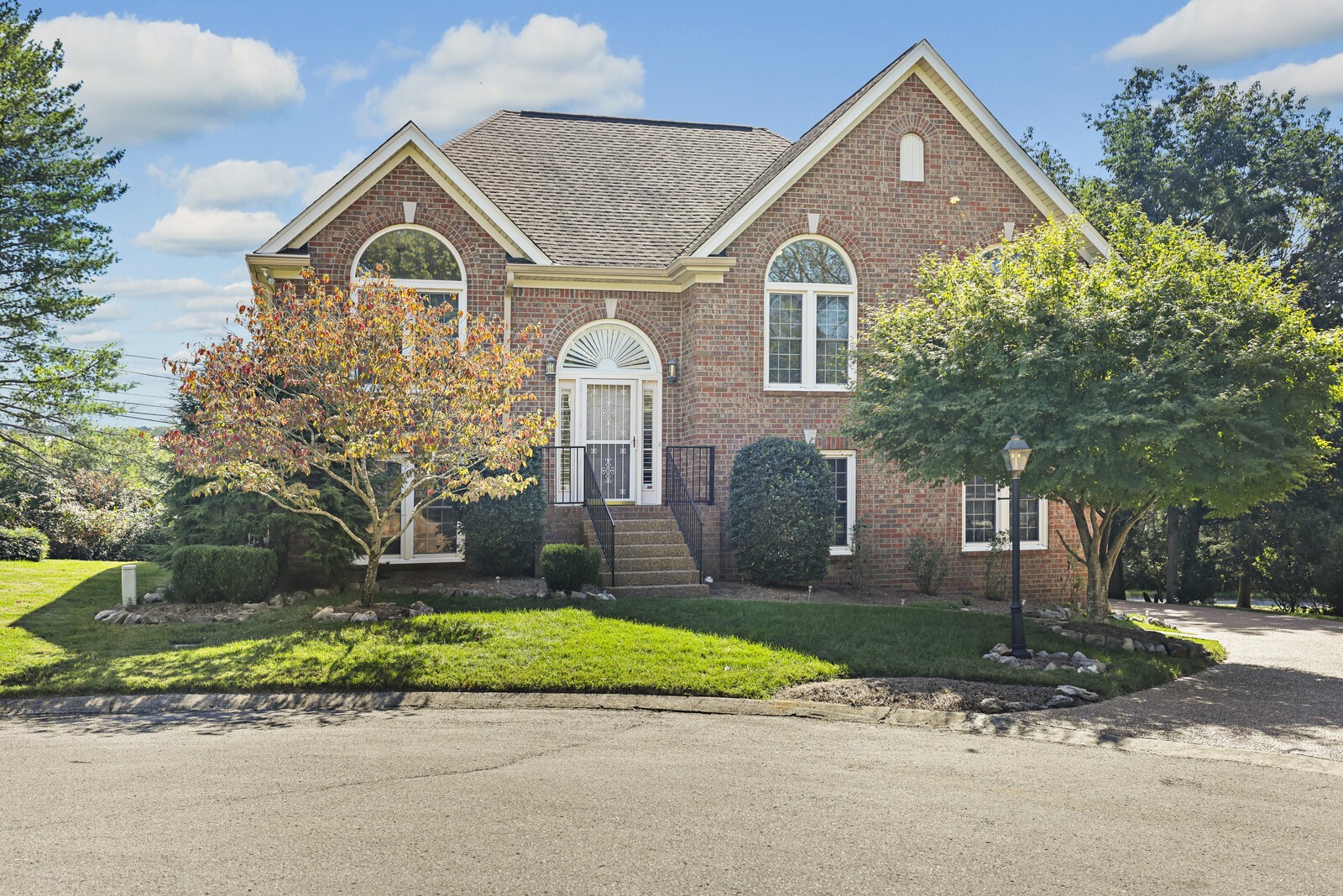 5445 Mainsail Dr