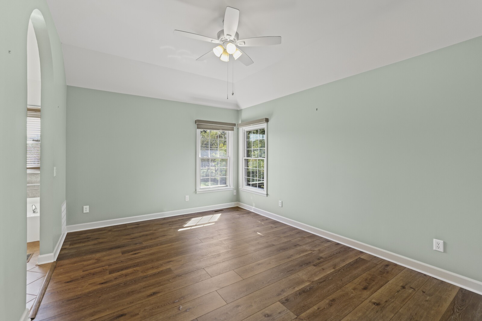 5445 Mainsail Dr