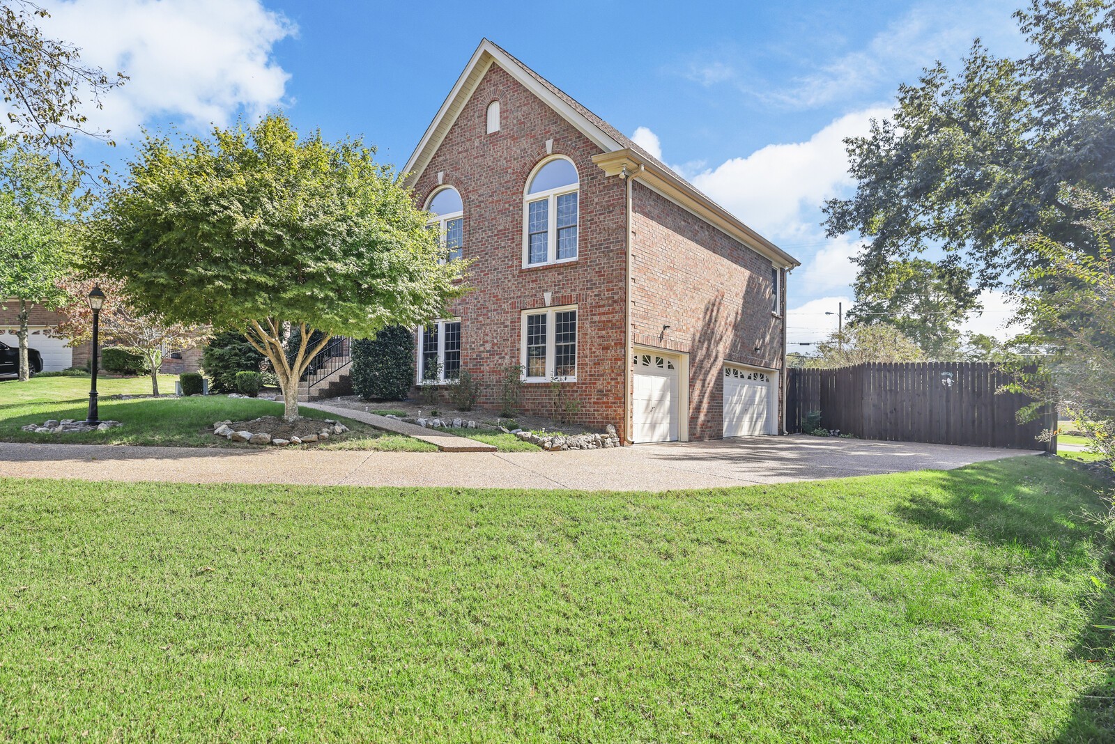 5445 Mainsail Dr
