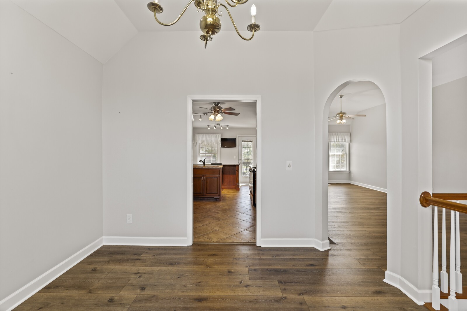 5445 Mainsail Dr