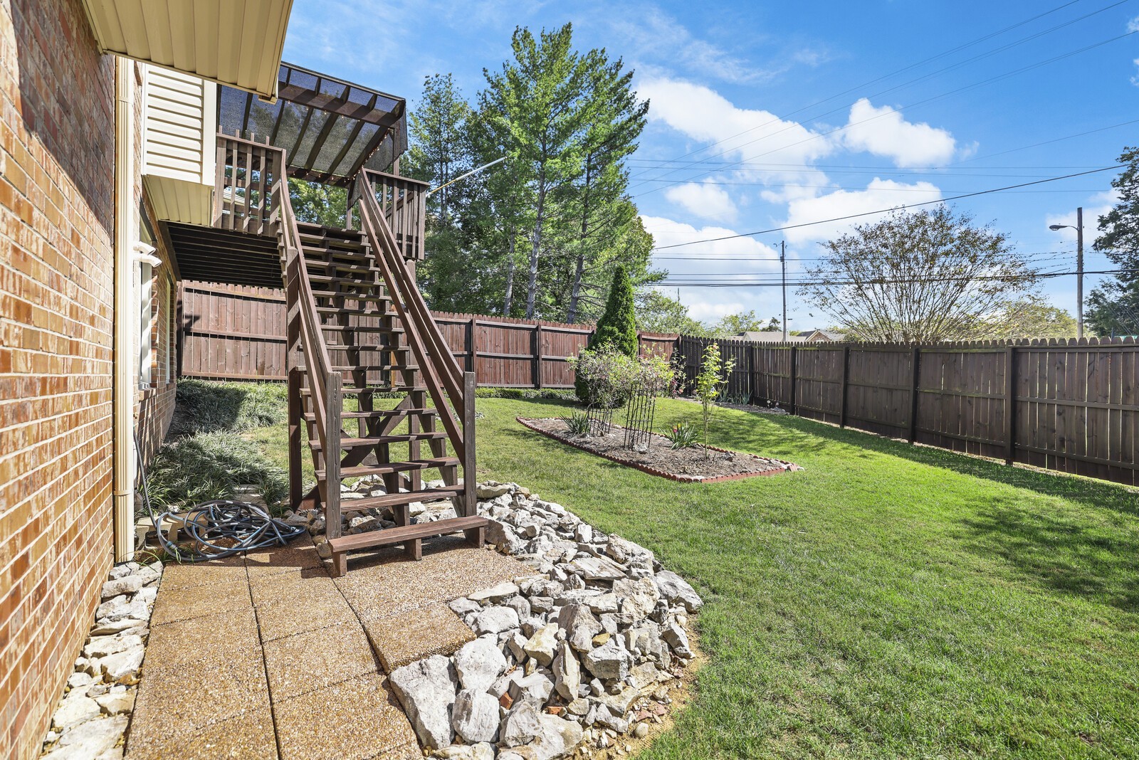 5445 Mainsail Dr