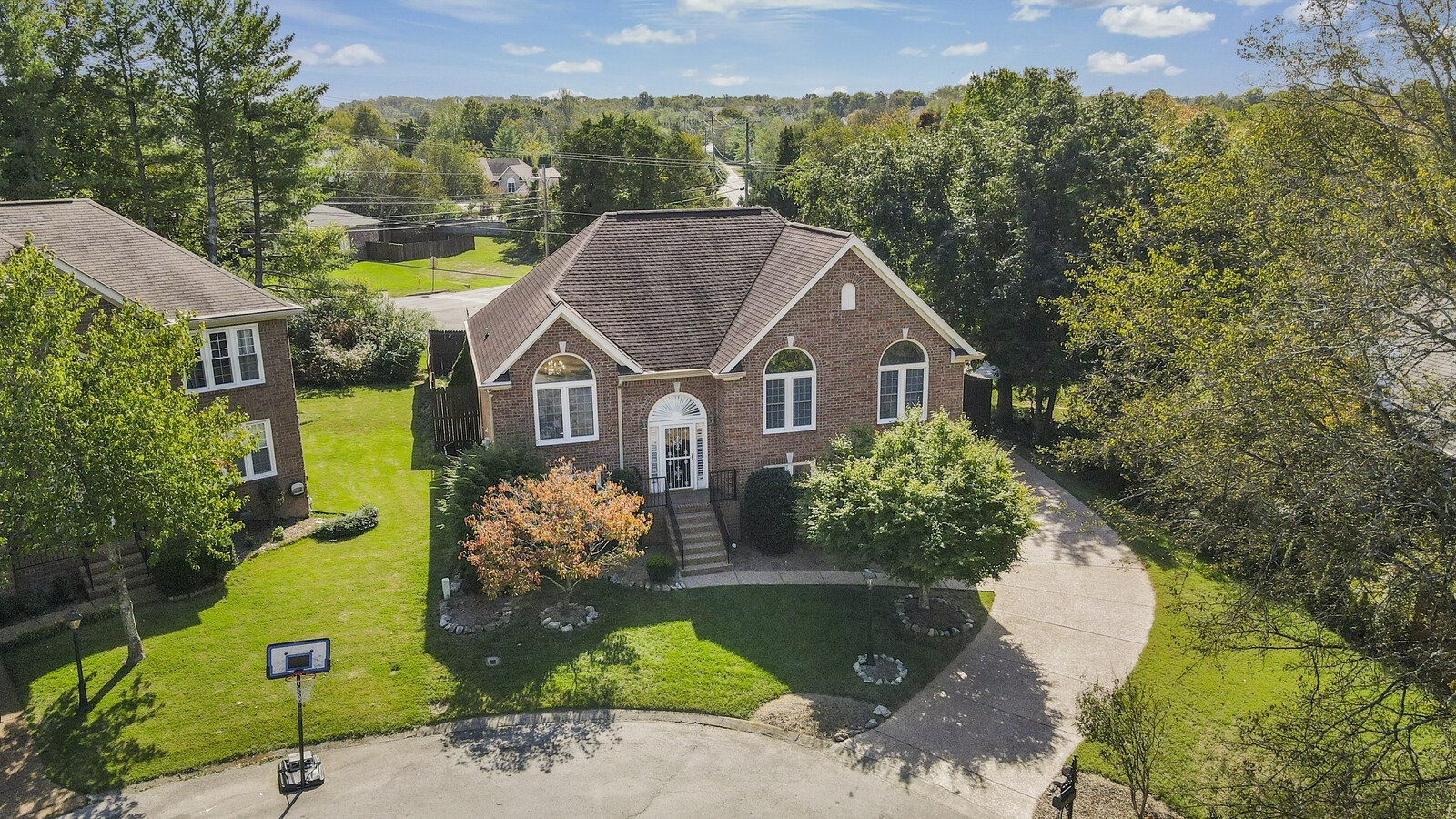 5445 Mainsail Dr