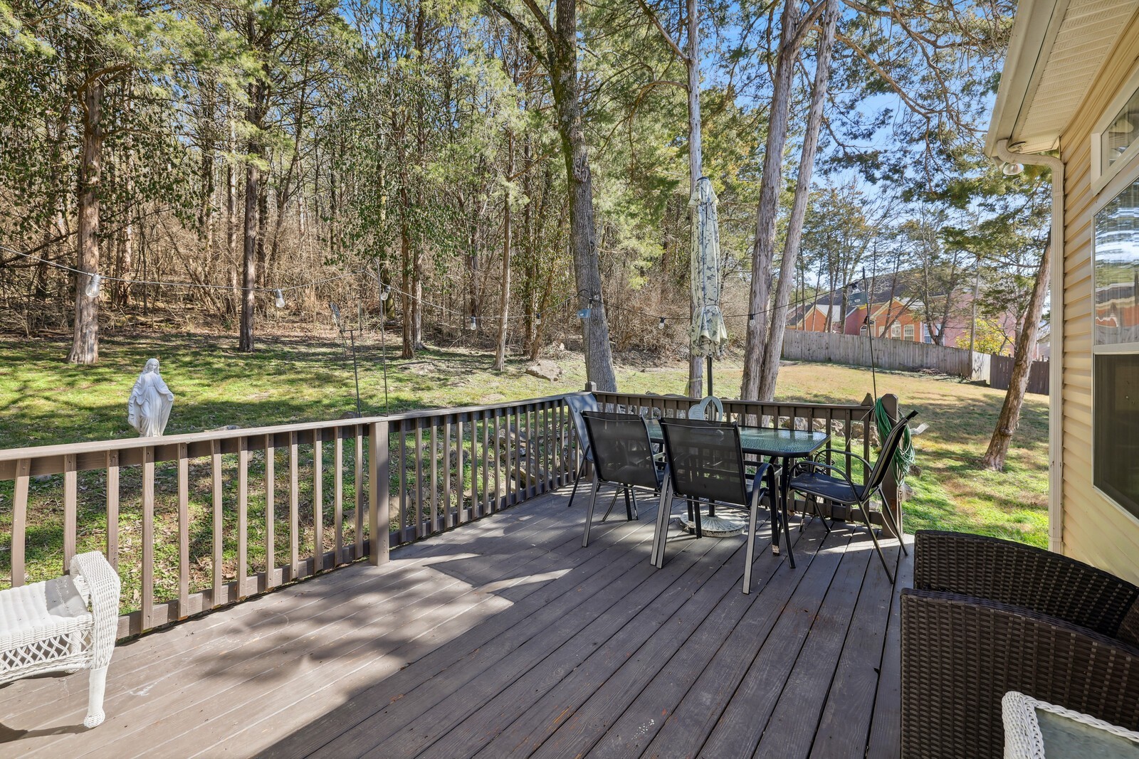 716 Warmstone Ct