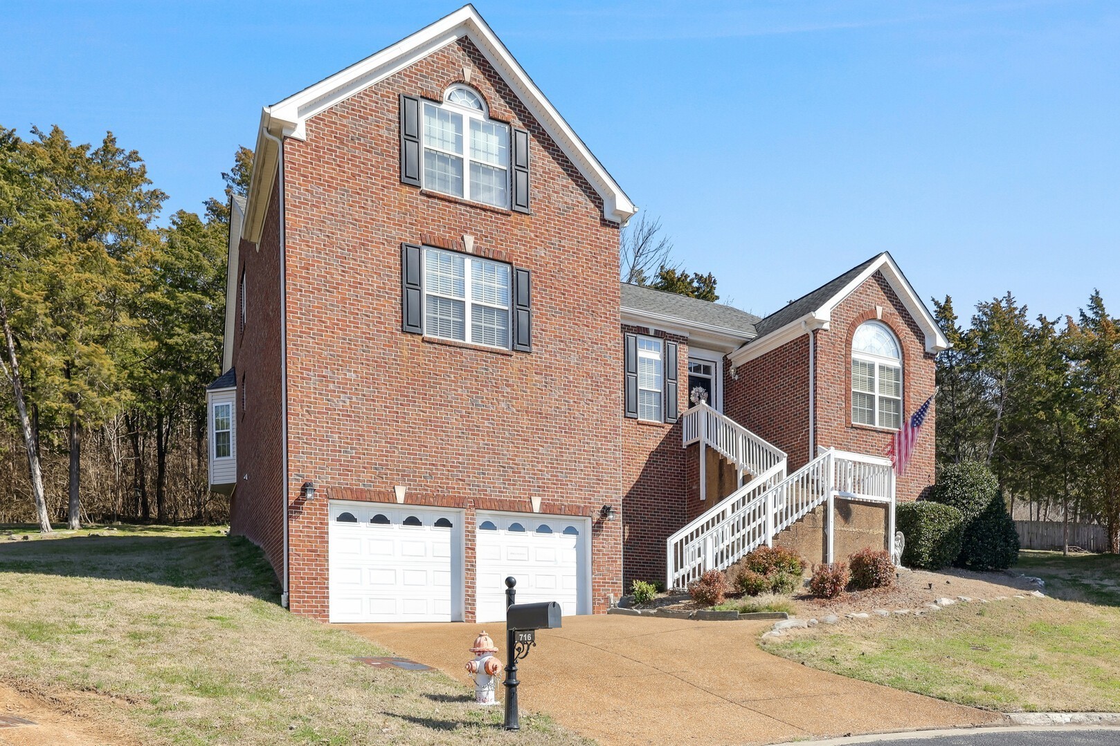 716 Warmstone Ct